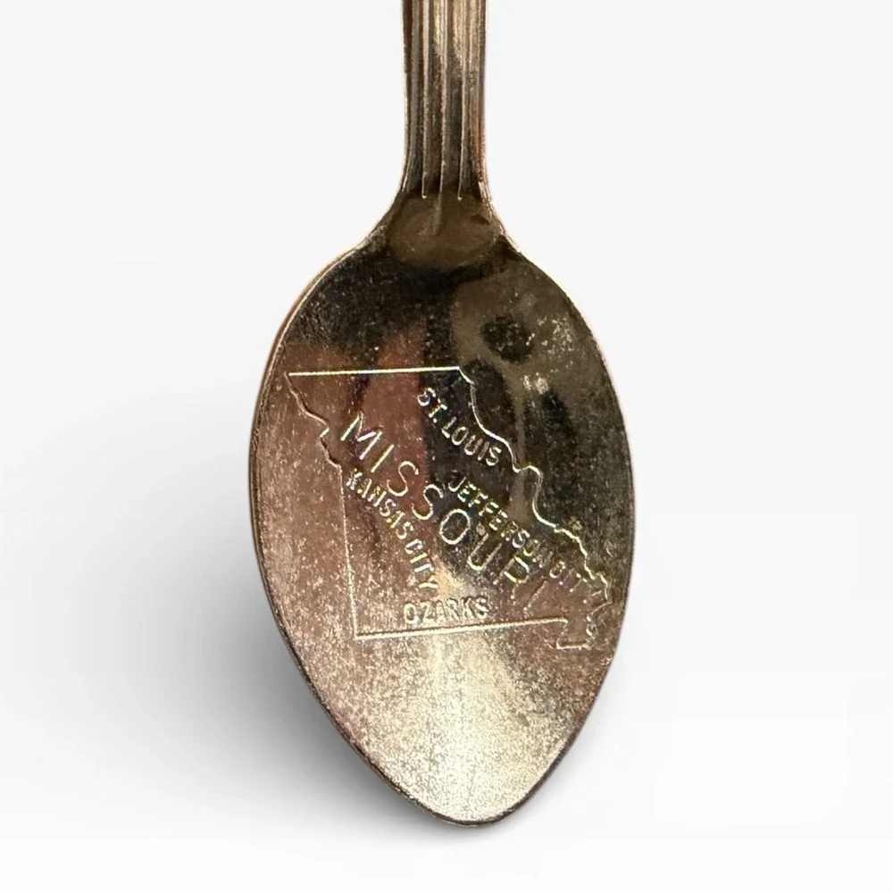 Branson Missouri Souvenir Spoon‎ with American Flag Hanging Charm
